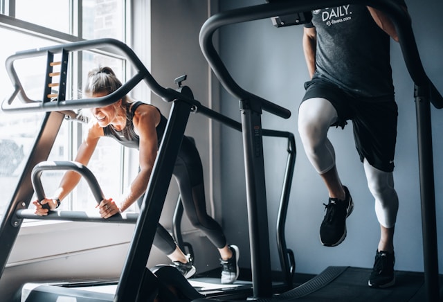 Allier musculation et cardio : le guide pour un entraînement optimal et efficace