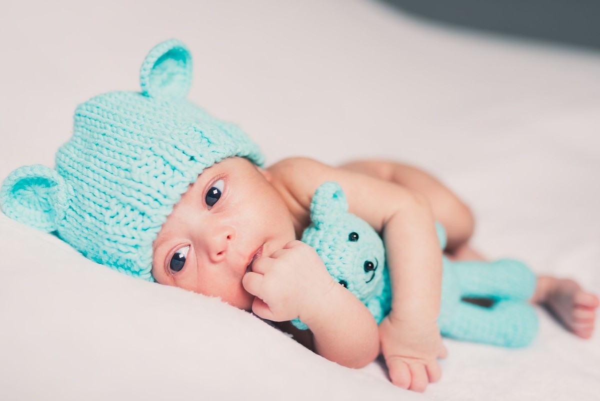 Pourquoi le doudou bola calme bébé pendant les poussées dentaires